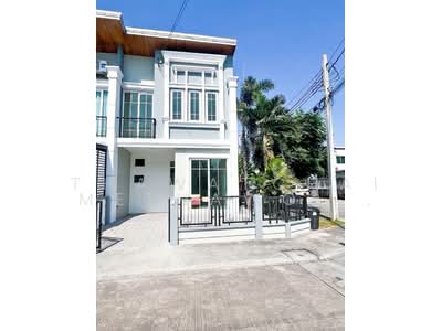 ขาย - Golden Town Bangna-Suanluang : โกลเด้น ทาวน์ บางนา-สวนหลวง, กรุงเทพ