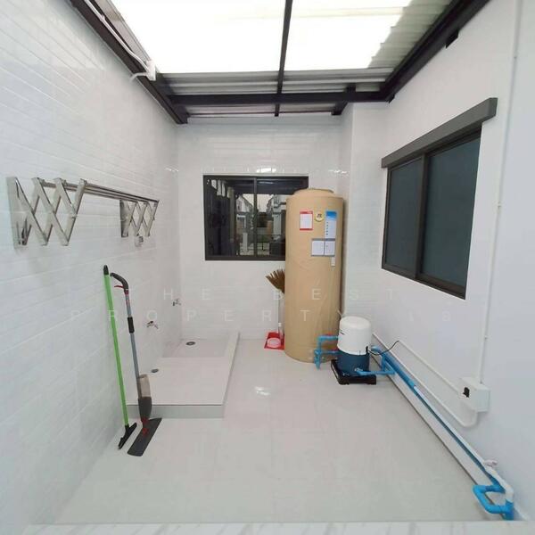 Modi Villa Ladkrabang-Suvarnabhumi, Chachoengsao, Luang Phaeng Road, Khlong Luang Phaeng, Muang Chachoengsao, Chachoengsao, 3 Bedrooms, 141 sqm, Semi-Detached House (Twin House) For Sale, by The Best Property เอ๋, 500139223 - DDproperty.com