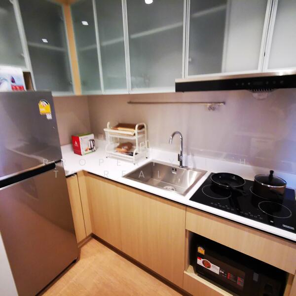 Maru Ekkamai 2, Bangkok, 70-5 Sukhumvit 63 Road, Phra Kanong Nua, Watthana, Bangkok, 2 Bedrooms, 60 sqm, Condo For Rent, by PROPERTYSIGHTS REAL ESTATE, 500139226 - DDproperty.com