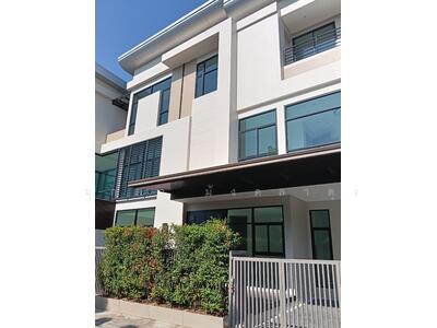 ขาย - Baan Klangmuang Grand De Paris Ratchada : บ้านกลางเมือง แกรนด์ เดอ ปารีส รัชดา, กรุงเทพ