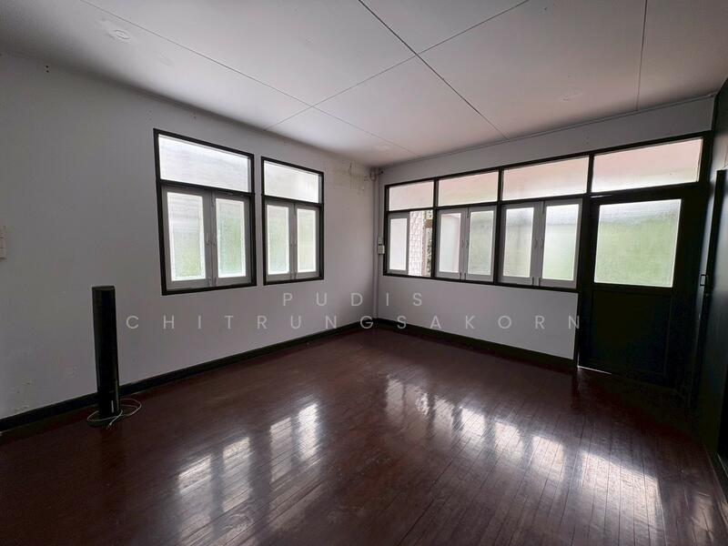 For Rent - บ้านให้เช่า สุขุมวิท–ทองหล่อ–พร้อมพงษ์, Bangkok