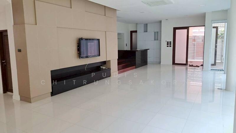 บ้านให้เช่า สุขุมวิท–ทองหล่อ–พร้อมพงษ์, กรุงเทพ, คลองตัน, คลองเตย, กรุงเทพ, 230 ตร.ม., ตึกแถว-อาคารพาณิชย์ ให้เช่า, โดย Pudis Chitrungsakorn, 500139280 - DDproperty.com