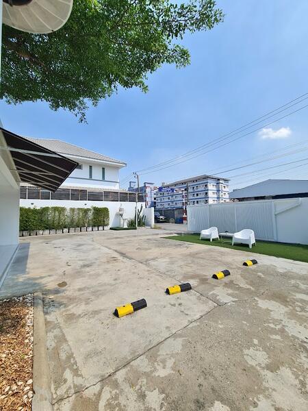 ขายบ้านเดี่ยวบางนาตราด พร้อมที่ดิน 110 ตร.ว. ใกล้เซ็นทรัลบางนา ใกล้รถไฟฟ้า, กรุงเทพ, บางนาตราด, บางจาก, พระโขนง, กรุงเทพ, 360 ตร.ม., บ้านเดี่ยว ขาย, โดย ฟารีดา ไทปทาน, 500139283 - DDproperty.com