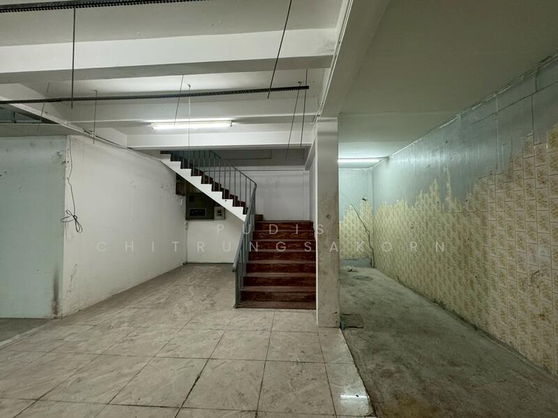 For Rent - Commercial Building for Rent - Prime Rama I Road, Bangkok