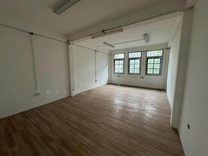 ให้เช่า - อาคารพาณิชย์ให้เช่า – “พระราม 1”, กรุงเทพ