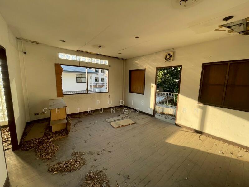 Land with 2-Storey Building for Rent | Ruamrudee Area, Bangkok, Lumphini, Pathum Wan, Bangkok, , 800 sqm, Shophouse For Rent, by Pudis Chitrungsakorn, 500139327 - DDproperty.com