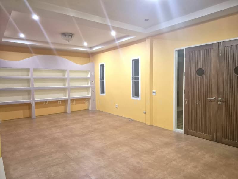 For Rent - ให้เช่าบ้านเดี่ยว ถ.ลาดพร้าว71, Bangkok