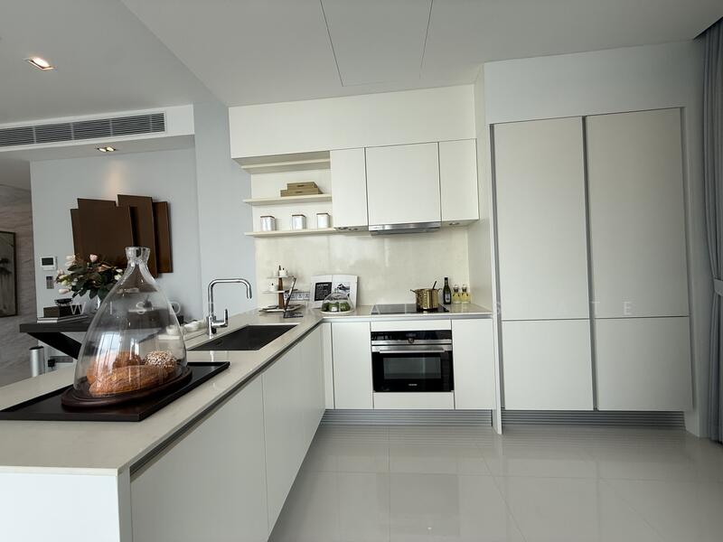 Q1 Sukhumvit, Bangkok, 1 Sukhumvit Road, Khlong Toei, Khlong Toei, Bangkok, 3 Bedrooms, 148 sqm, Condo For Sale, by Wisdom Real Estate, 500139364 - DDproperty.com