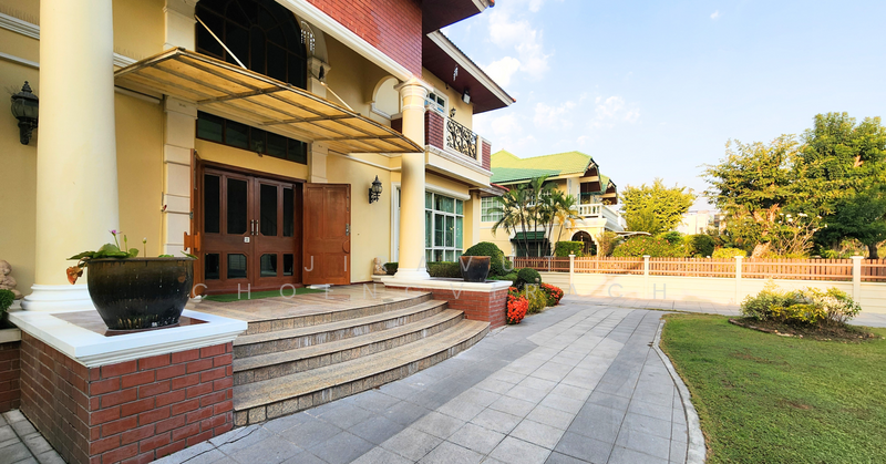 ขาย - บ้านเดี่ยวหลังใหญ่ พุทธมณฑลสาย 2 ซอย 31 บ้านบนที่ดิน 334.7 ตร.วา พื้นที่ใช้สอยประมาณ 1,000 ตร.ม., กรุงเทพ