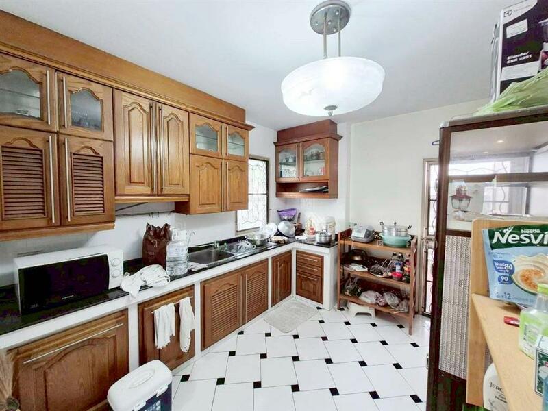 บ้านเดี่ยว 2 ชั้น 104 ตร.ว. หมู่บ้านโชคประชาวิลล่า ใกล้เมืองทองธานี, Nonthaburi, Bang Talat, Pak Kret, Nonthaburi, 4 Bedrooms, 420 sqm, Single Detached House For Sale, by คุณ ชนะพันธุ์ แก้วศรีพจน์ (ต่อ), 500139400 - DDproperty.com