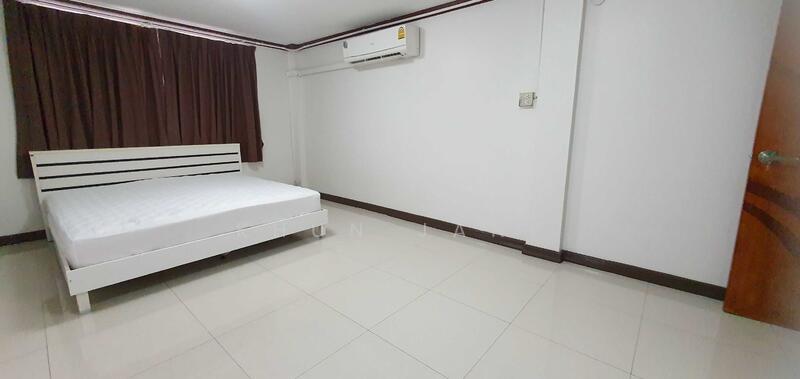 Townhome for Rent – Near Srinakarin Road ( SPSJP117), Bangkok, ซอย สุภาพงษ์, Nong Bon, Prawet, Bangkok, 4 Bedrooms, 350 sqm, Townhouse For Rent, by Khun Jane, 500139429 - DDproperty.com