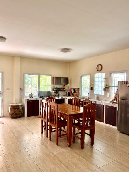 ขายบ้านสวน 2 ไร่เศษ ไม่ไกลกรุงเทพ ติดถนน อยู่ในชุมชน ปลอดภัย พร้อมเพื่อการอยู่อาศัย, Ratchaburi, Nong Kop, Ban Pong, Ratchaburi, 3 Bedrooms, 275 sqm, Single Detached House For Sale, by Jutanon Komoottanaruk, 500139431 - DDproperty.com