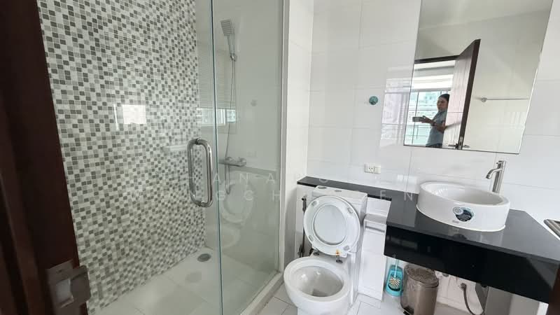 Sukhumvit City Resort, Bangkok, 51 Soi Sukhumvit 11, Khlongtoei Nua, Watthana, Bangkok, 2 Bedrooms, 97 sqm, Condo For Sale, by Thanaporn Wongcharoen, 500139666 - DDproperty.com