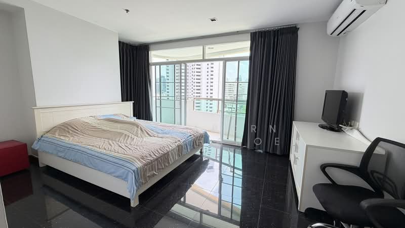 Sukhumvit City Resort, Bangkok, 51 Soi Sukhumvit 11, Khlongtoei Nua, Watthana, Bangkok, 2 Bedrooms, 97 sqm, Condo For Sale, by Thanaporn Wongcharoen, 500139666 - DDproperty.com