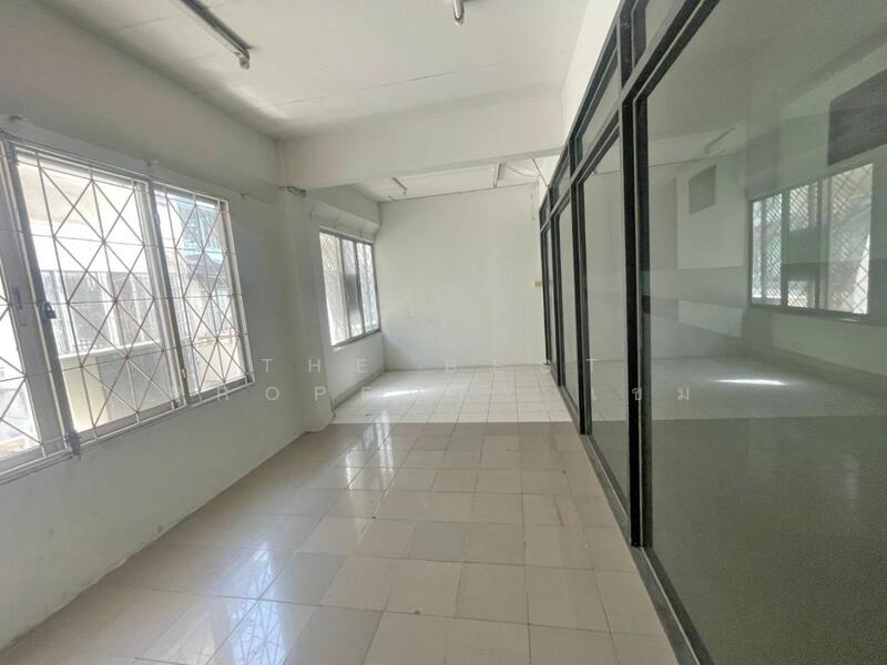 อาคารพาณิชย์ศรีราชา ชลบุรี, ชลบุรี, ศรีราชา, ศรีราชา, ชลบุรี, 150 ตร.ม., ตึกแถว-อาคารพาณิชย์ ขาย, โดย The Best Property เขม, 500139680 - DDproperty.com