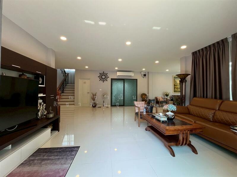 For Sale - CENTRO Thawiwatthana, Bangkok