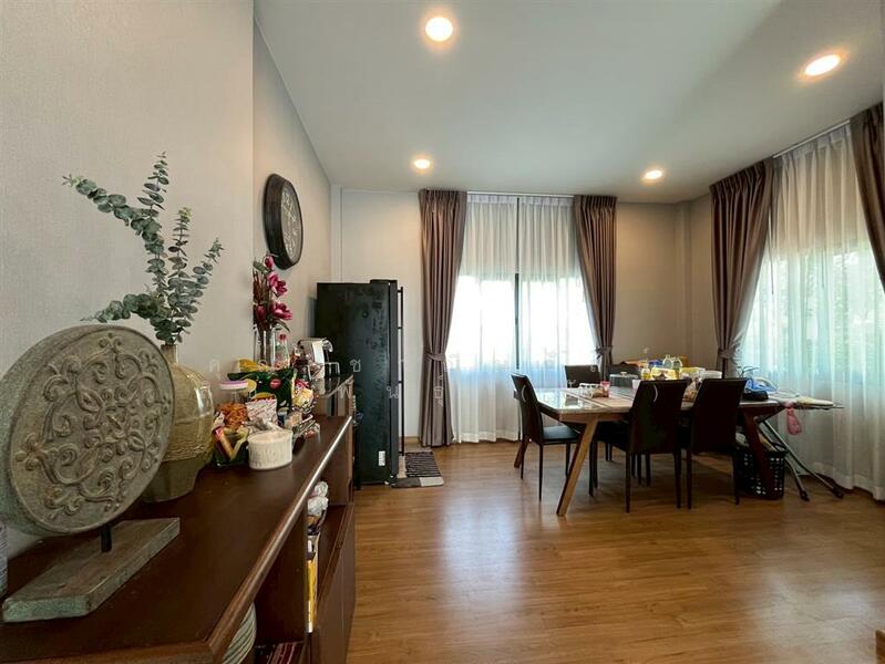 For Sale - CENTRO Thawiwatthana, Bangkok