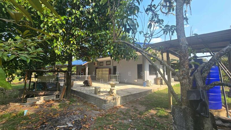 บ้านเดี่ยวพร้อมสิ่งปลูกสร้างแหลมสิงห์ จันทบุรี, จันทบุรี, พลิ้ว, แหลมสิงห์, จันทบุรี, 3,796 ตร.ม., ที่ดิน ขาย, โดย The Best Property บอล, 500139869 - DDproperty.com