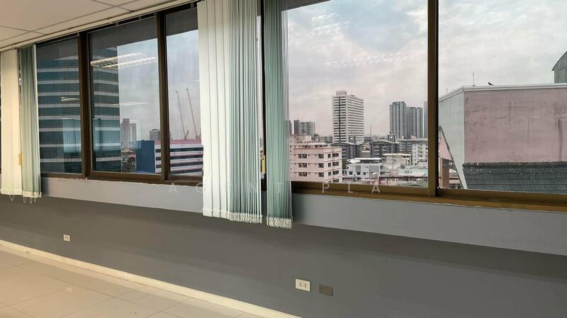 Office for Rent, 258 sq.m., Ratchada Road, near MRT Huai Khwang (SPSAD3801), Bangkok, Din Daeng, Din Daeng, Bangkok, , 258 sqm, Office Space For Rent, by Agent Pla, 500139987 - DDproperty.com