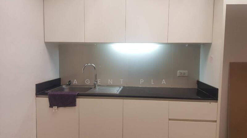 Office for Rent, 258 sq.m., Ratchada Road, near MRT Huai Khwang (SPSAD3801), Bangkok, Din Daeng, Din Daeng, Bangkok, , 258 sqm, Office Space For Rent, by Agent Pla, 500139987 - DDproperty.com