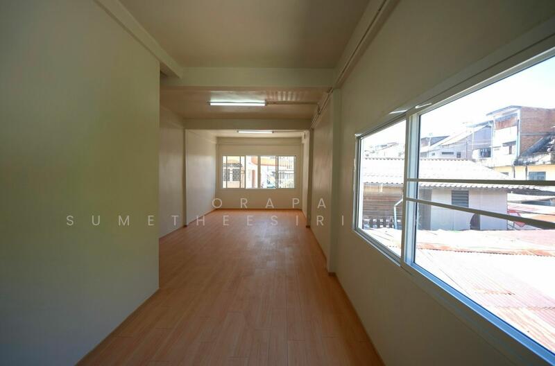 For Sale - 3-BR Townhouse, Bangkok