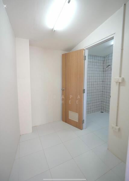 ขาย - ทาวน์เฮ้าส์ 3-ห้องนอน, กรุงเทพ