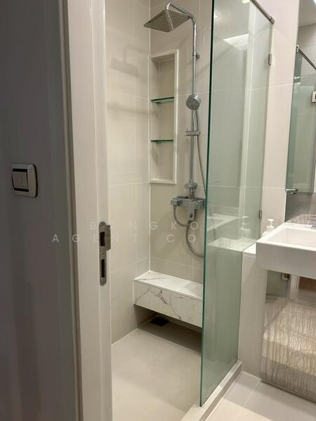 Equinox Phahol Vibha, Bangkok, 345 Paholyothin Road, Jom Phon, Chatuchak, Bangkok, 1 Bedroom, 40 sqm, Condo For Rent, by Bangkok Agent Co.,Ltd., 500140341 - DDproperty.com