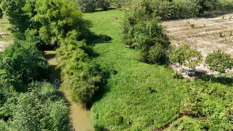 ขาย - ขายที่ดินเปล่า 4-2-50 ไร่ ทำเลศักยภาพ ติดคลองกระเฉท น้ำไหลตลอดปี ใกล้นิคมอุตสาหกรรม ต.มาบข่า ระยอง, ระยอง