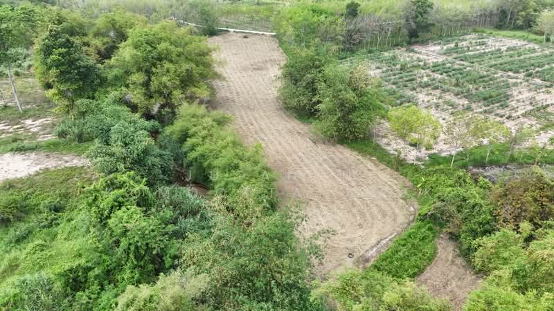 For Sale - ขายที่ดินเปล่า 4-2-50 ไร่ ทำเลศักยภาพ ติดคลองกระเฉท น้ำไหลตลอดปี ใกล้นิคมอุตสาหกรรม ต.มาบข่า ระยอง, Rayong