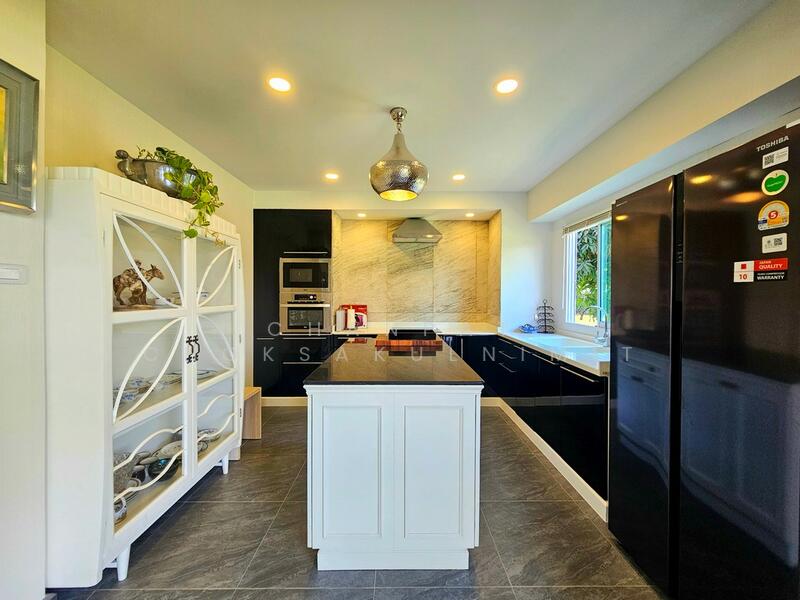 Private Villa in Hua Hin, ประจวบคีรีขันธ์, หินเหล็กไฟ, หัวหิน, ประจวบคีรีขันธ์, 650 ตร.ม., วิลล่า ขาย, โดย Chanpat Choksakulnimit, 500140525 - DDproperty.com