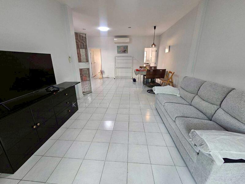 Townhouse for rent near Lotus Sukhumvit 50 (SPSJP119), Bangkok, ซอย สุขุมวิท 54, Bang Chak, Phra Khanong, Bangkok, 4 Bedrooms, 185 sqm, Townhouse For Rent, by Khun Jane, 500140552 - DDproperty.com