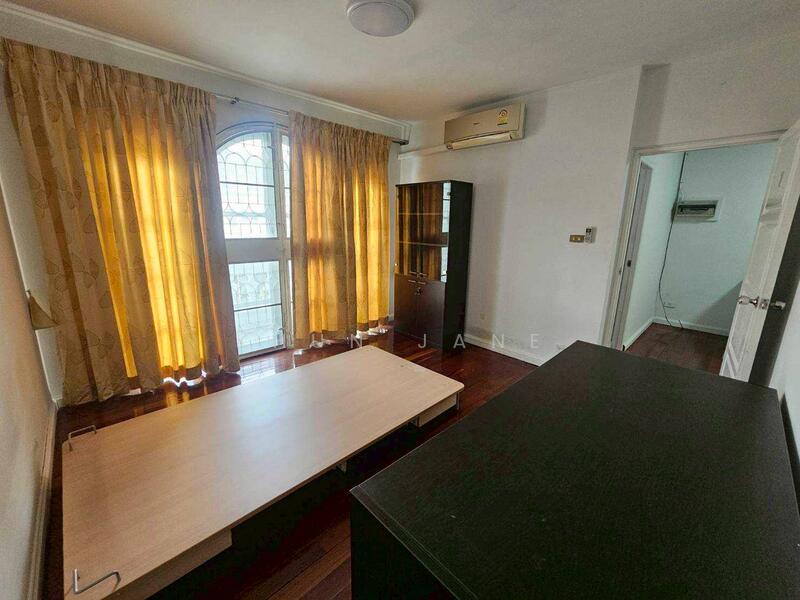 Townhouse for rent near Lotus Sukhumvit 50 (SPSJP119), Bangkok, ซอย สุขุมวิท 54, Bang Chak, Phra Khanong, Bangkok, 4 Bedrooms, 185 sqm, Townhouse For Rent, by Khun Jane, 500140552 - DDproperty.com