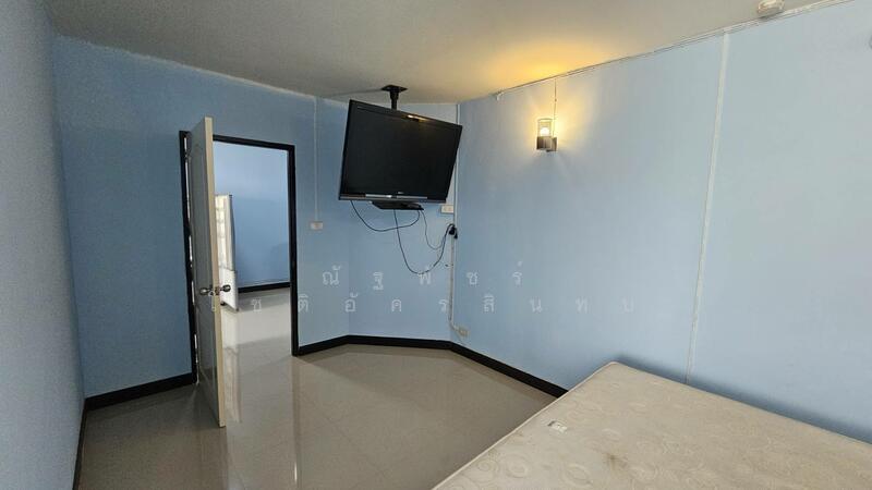 ขาย - Sathon Suites : คอนโด สาทรสวีท, กรุงเทพ