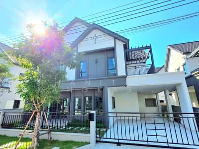 ขาย - Centro Bangna Km.7 : เซนโทร บางนา กม.7, สมุทรปราการ