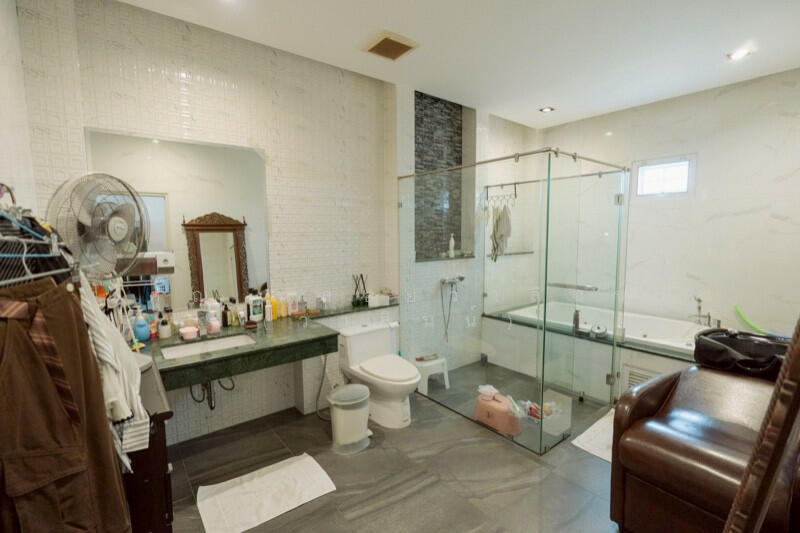 บ้านเดี่ยว คฤหาสน์หรู เนื้อที่ 3-3-8.4 ไร่ บางละมุง, Chon Buri (Pattaya), สายกระทิงลาย-ปลวกเกตุ, Poong, Bang Lamung (Pattaya), Chon Buri (Pattaya), 10+ Bedrooms, 800 sqm, Single Detached House For Sale, by คุณ พลอยวาลินน์ (วาลินน์), 500140770 - DDproperty.com