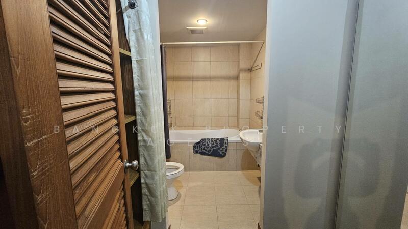 Von Napa Sukhumvit 38, Bangkok, Soi Sukhumvit 38, Phra Kanong, Khlong Toei, Bangkok, 1 Bedroom, 52 sqm, Condo For Rent, by BANGKOK PROPERTY AGENTS, 500141259 - DDproperty.com