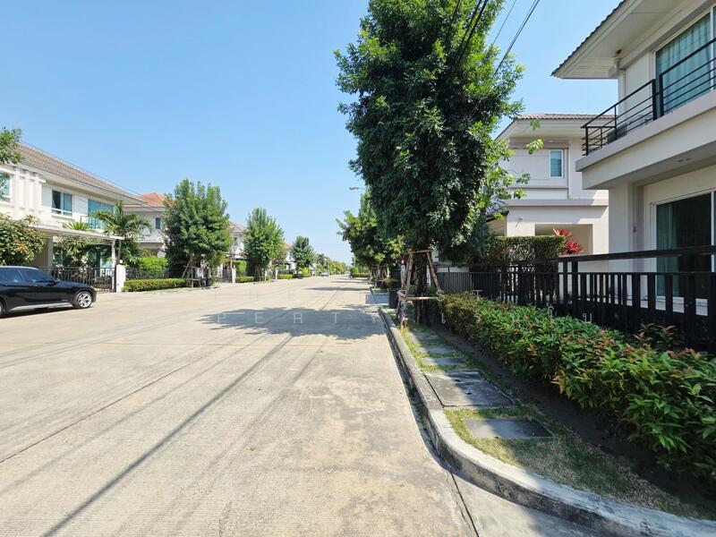 ขาย - Life Bangkok Boulevard Wongwaen-Rama 9 : ไลฟ์ บางกอก บูเลอวาร์ด วงแหวน-พระราม9, กรุงเทพ