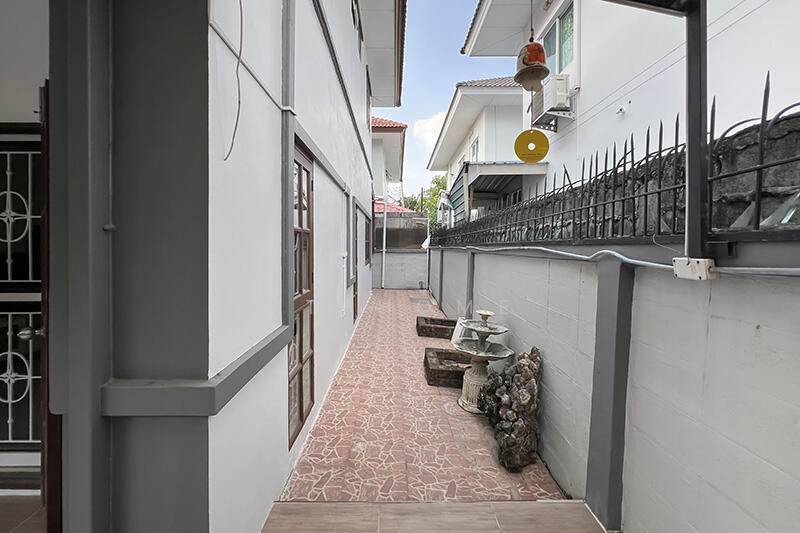 บุรีรมย์ วงแหวน-ปิ่นเกล้า, Nonthaburi, Plai Bang, Bang Kruai, Nonthaburi, 3 Bedrooms, 150 sqm, Semi-Detached House (Twin House) For Sale, by NTBHOME, 500141471 - DDproperty.com