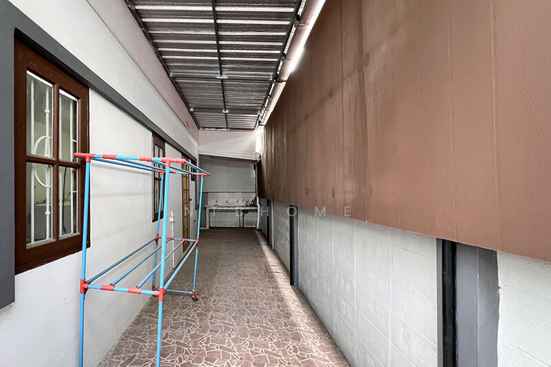 บุรีรมย์ วงแหวน-ปิ่นเกล้า, Nonthaburi, Plai Bang, Bang Kruai, Nonthaburi, 3 Bedrooms, 150 sqm, Semi-Detached House (Twin House) For Sale, by NTBHOME, 500141471 - DDproperty.com