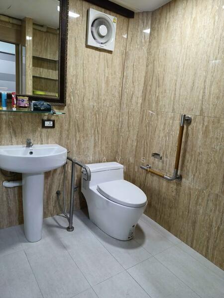 4-BR Townhouse, Bangkok, Lat Phrao, Lat Phrao, Bangkok, 4 Bedrooms, 325 sqm, Townhouse For Sale, by Chavis Laismit, 500141574 - DDproperty.com