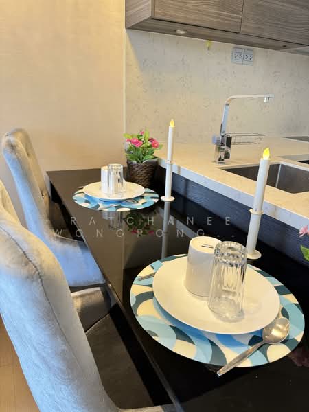 The Esse Asoke, Bangkok, 333 Soi Sukhumvit 21, Sukhumvit Road, Khlongtoei Nua, Watthana, Bangkok, 1 Bedroom, 45 sqm, Condo For Rent, by Ratchanee Wongpongtham, 500141600 - DDproperty.com