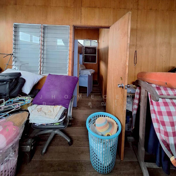 บ้านไม้2ชั้นพร้อมที่ดิน ซ.พหลโยธิน54/1 แยก4-29 (แม่จีน), Bangkok, Khlong Tanon, Sai Mai, Bangkok, 1 Bedroom, 70 sqm, Single Detached House For Sale, by AJHOMECENTER - คุณโป้ง, 500141620 - DDproperty.com