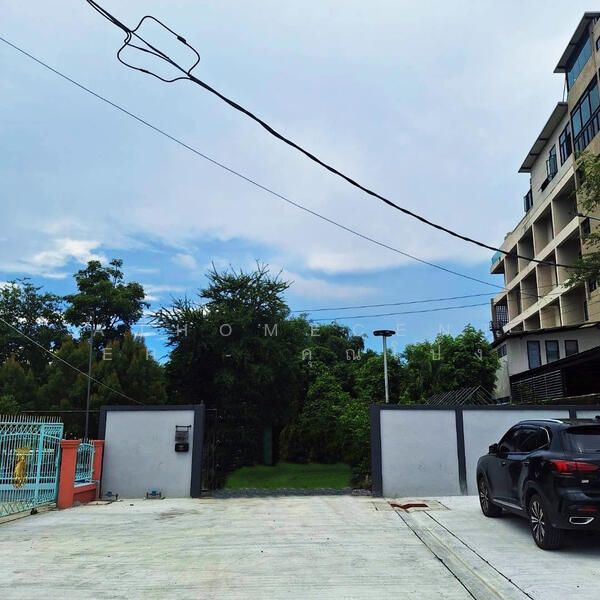 บ้านไม้2ชั้นพร้อมที่ดิน ซ.พหลโยธิน54/1 แยก4-29 (แม่จีน), กรุงเทพ, คลองถนน, สายไหม, กรุงเทพ, 70 ตร.ม., บ้านเดี่ยว ขาย, โดย AJHOMECENTER - คุณโป้ง, 500141620 - DDproperty.com