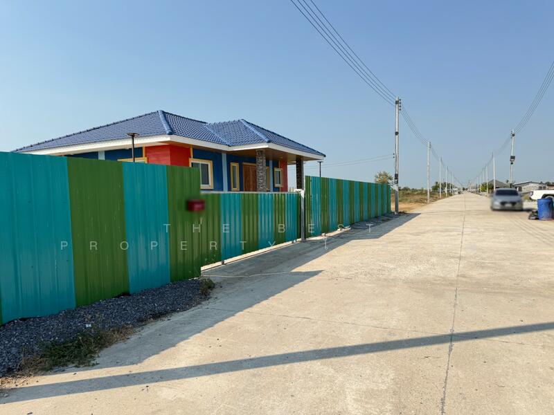 For Sale - ที่ดินพร้อมสิ่งปลูกสร้างลาดบัวหลวง พระนครศรีอยุธยา, Phra Nakhon Si Ayutthaya