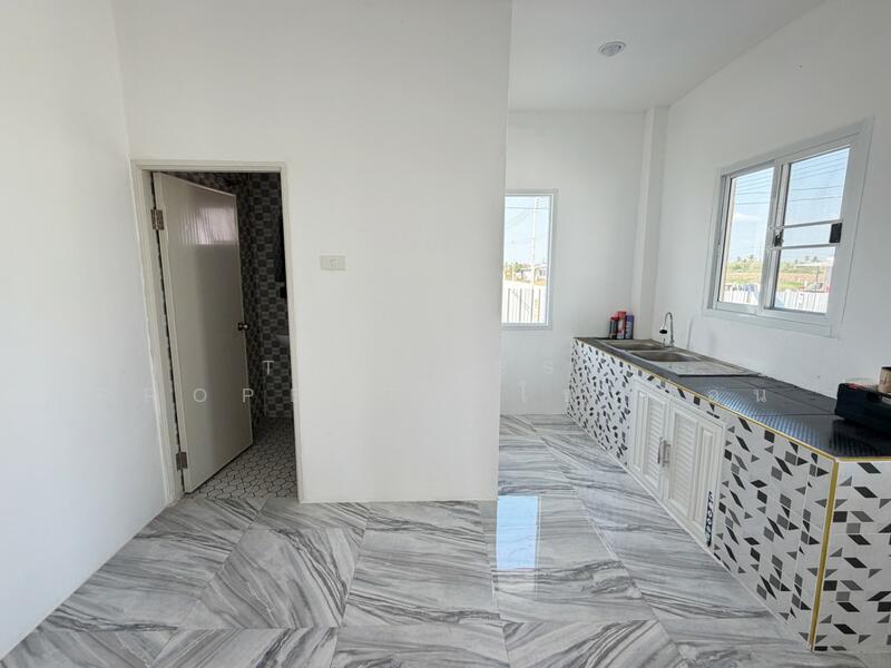 ขาย - ที่ดินพร้อมสิ่งปลูกสร้างลาดบัวหลวง พระนครศรีอยุธยา, พระนครศรีอยุธยา