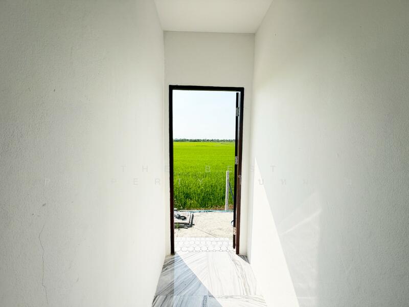 ขาย - ที่ดินพร้อมสิ่งปลูกสร้างลาดบัวหลวง พระนครศรีอยุธยา, พระนครศรีอยุธยา