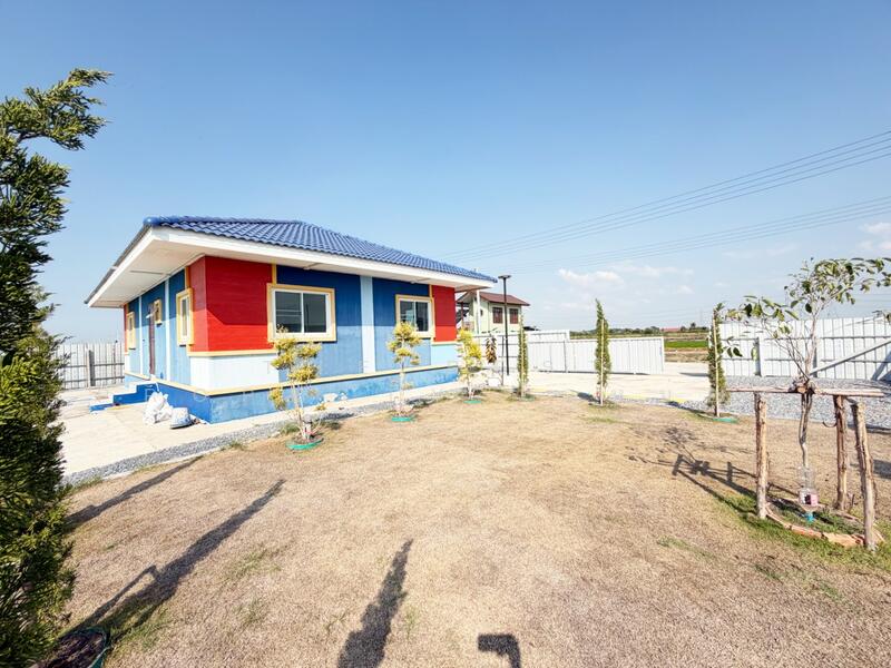 For Sale - ที่ดินพร้อมสิ่งปลูกสร้างลาดบัวหลวง พระนครศรีอยุธยา, Phra Nakhon Si Ayutthaya