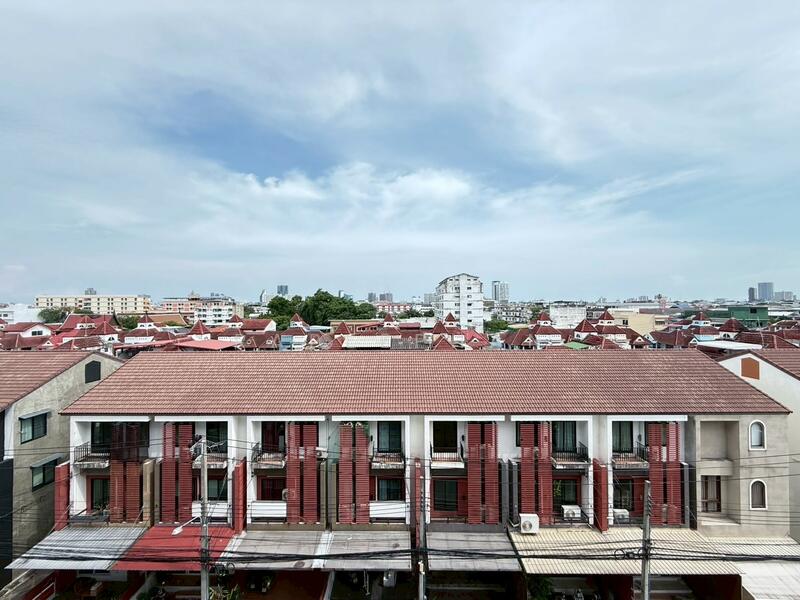 The Log 3, Bangkok, Soi Udomsuk 51, Bang Chak, Phra Khanong, Bangkok, Studio, 28 sqm, Condo For Rent, by Rapeephan, 500141786 - DDproperty.com