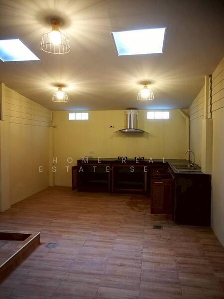 For Sale - The Point Bowin, Chon Buri (Pattaya)