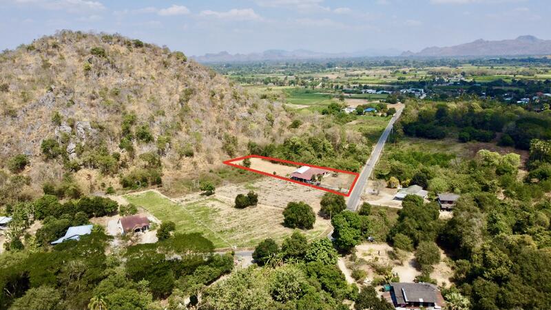 ขาย - บ้านติดเขา กาญจนบุรี ใกล้แม่น้ำแควน้อย 2 ไร่ 1 งาน, กาญจนบุรี